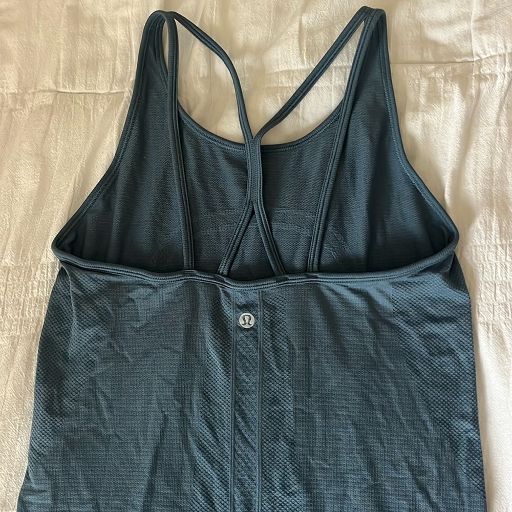 Lululemon blue tank. Size 4